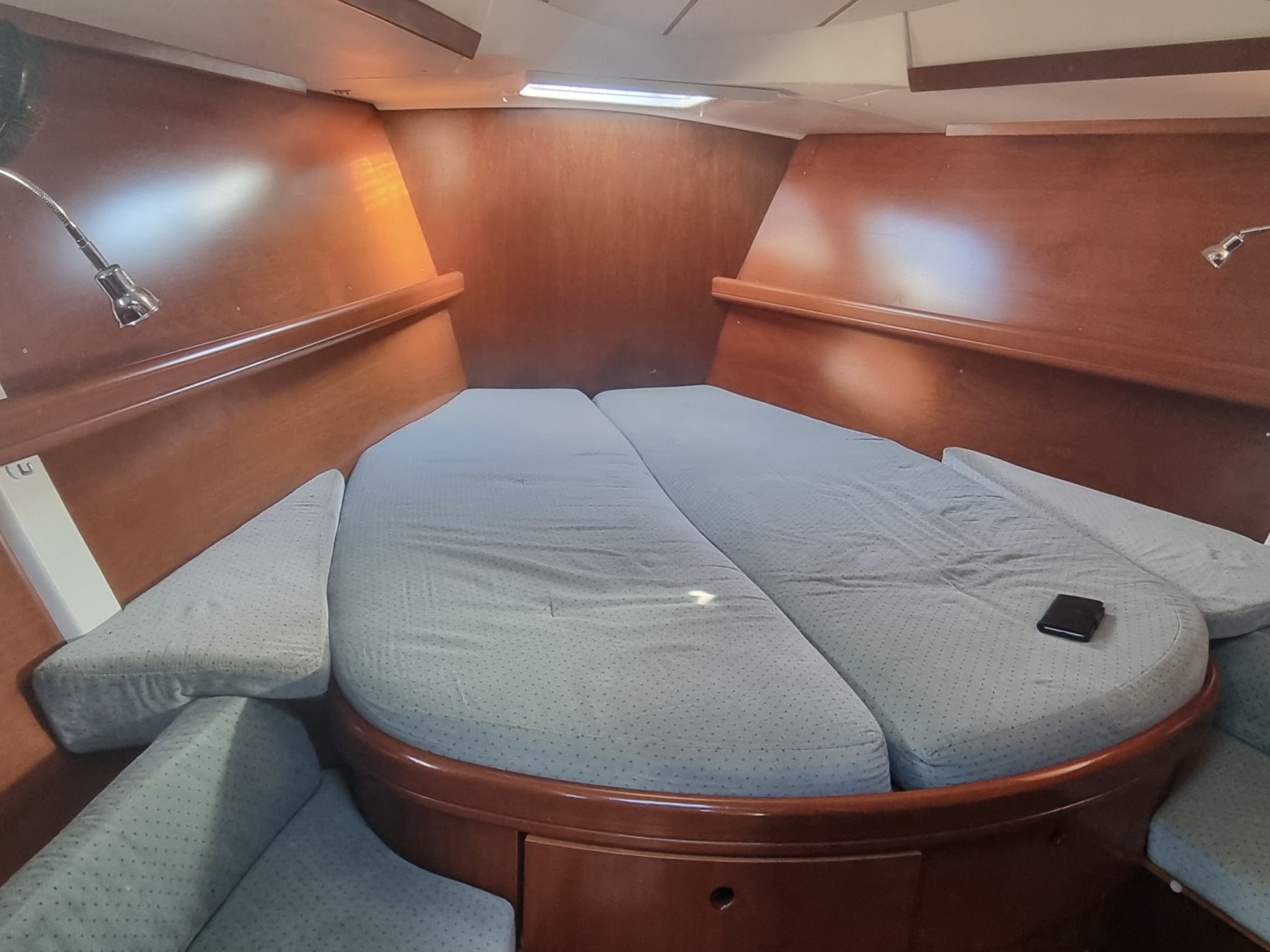 slider 24 Beneteau Oceanis 461